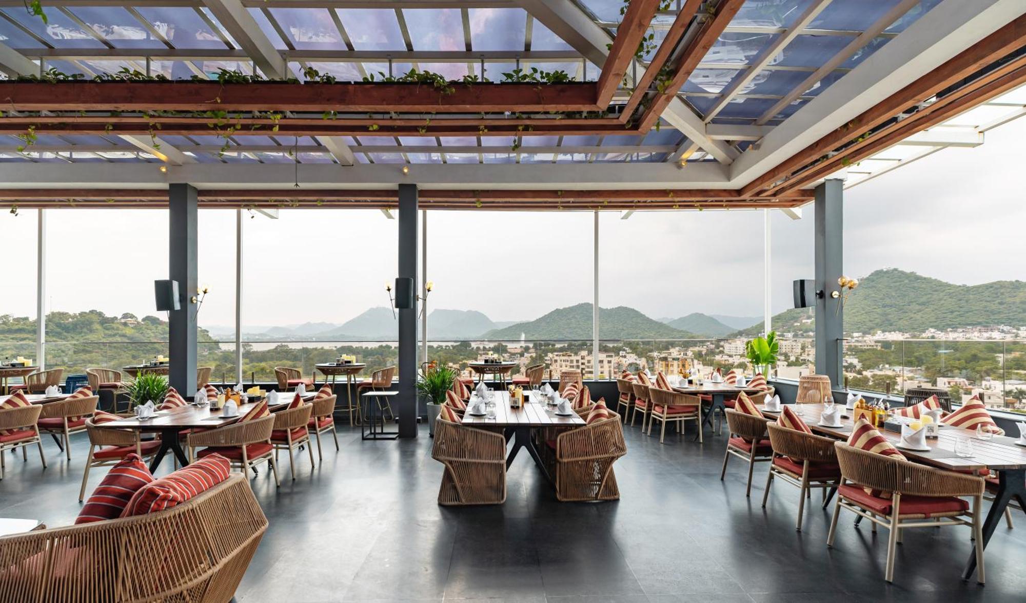 Parallel Hotel Udaipur, A Member Of Radisson Individuals Esterno foto
