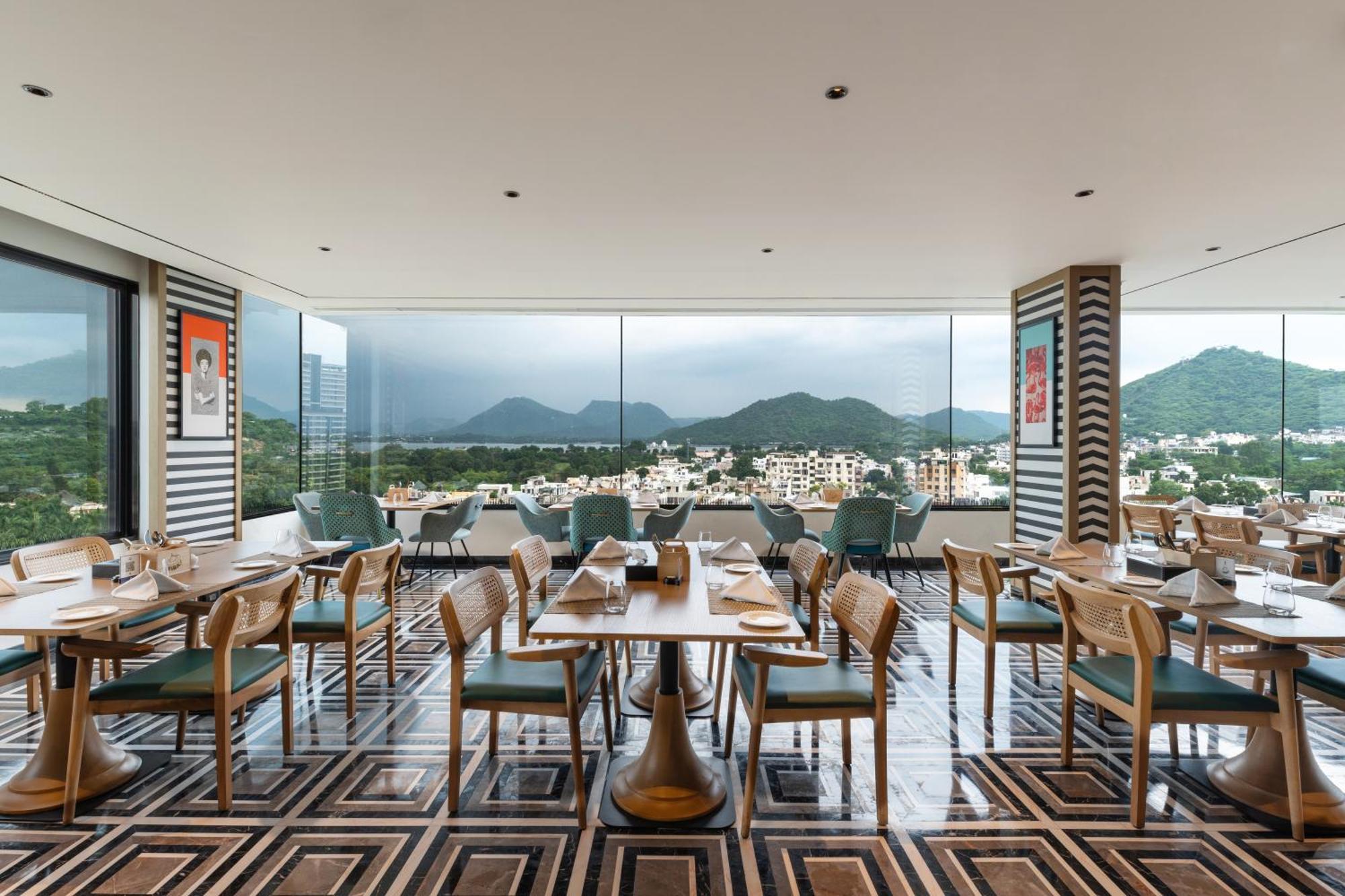 Parallel Hotel Udaipur, A Member Of Radisson Individuals Esterno foto