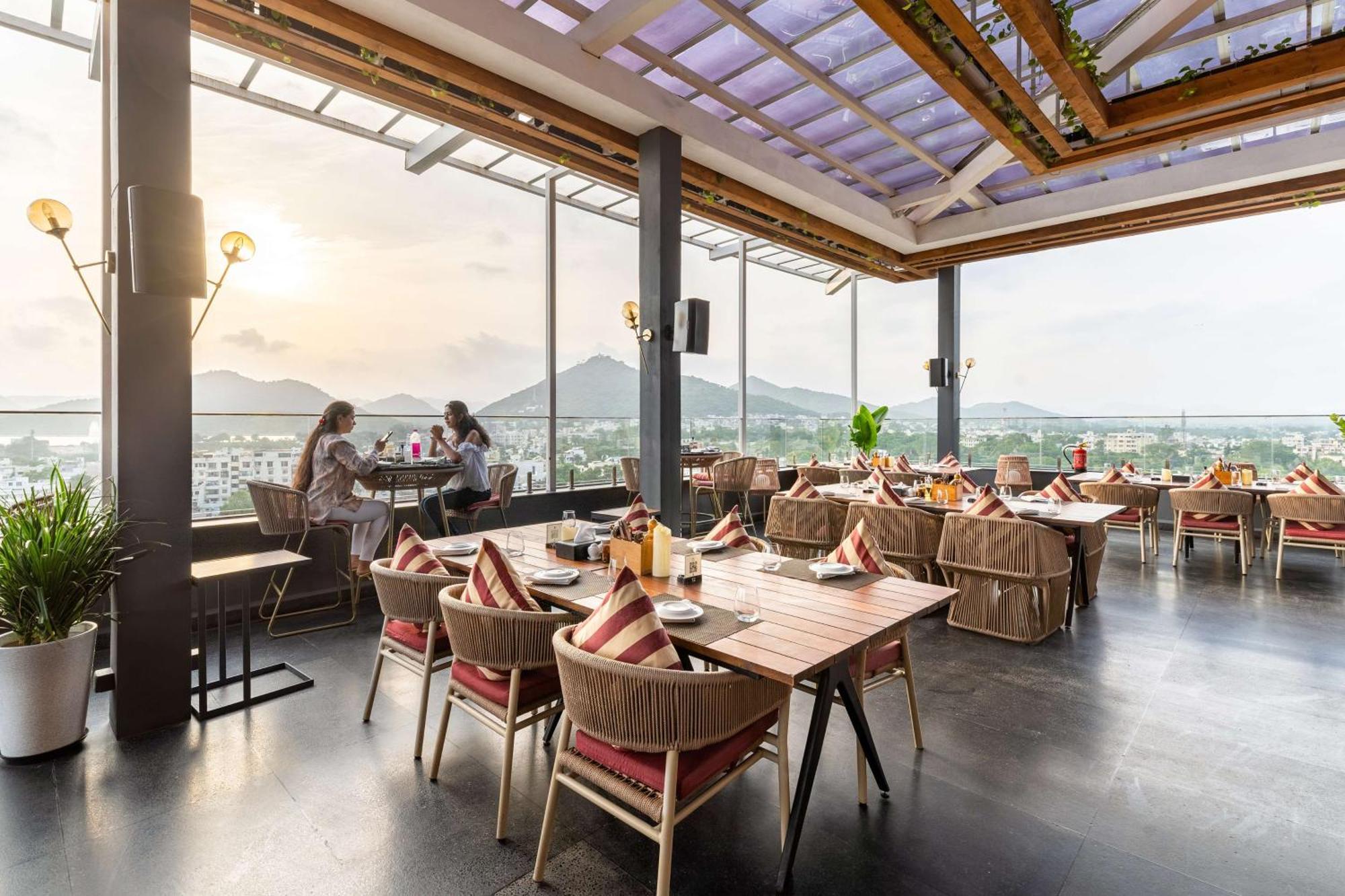 Parallel Hotel Udaipur, A Member Of Radisson Individuals Esterno foto