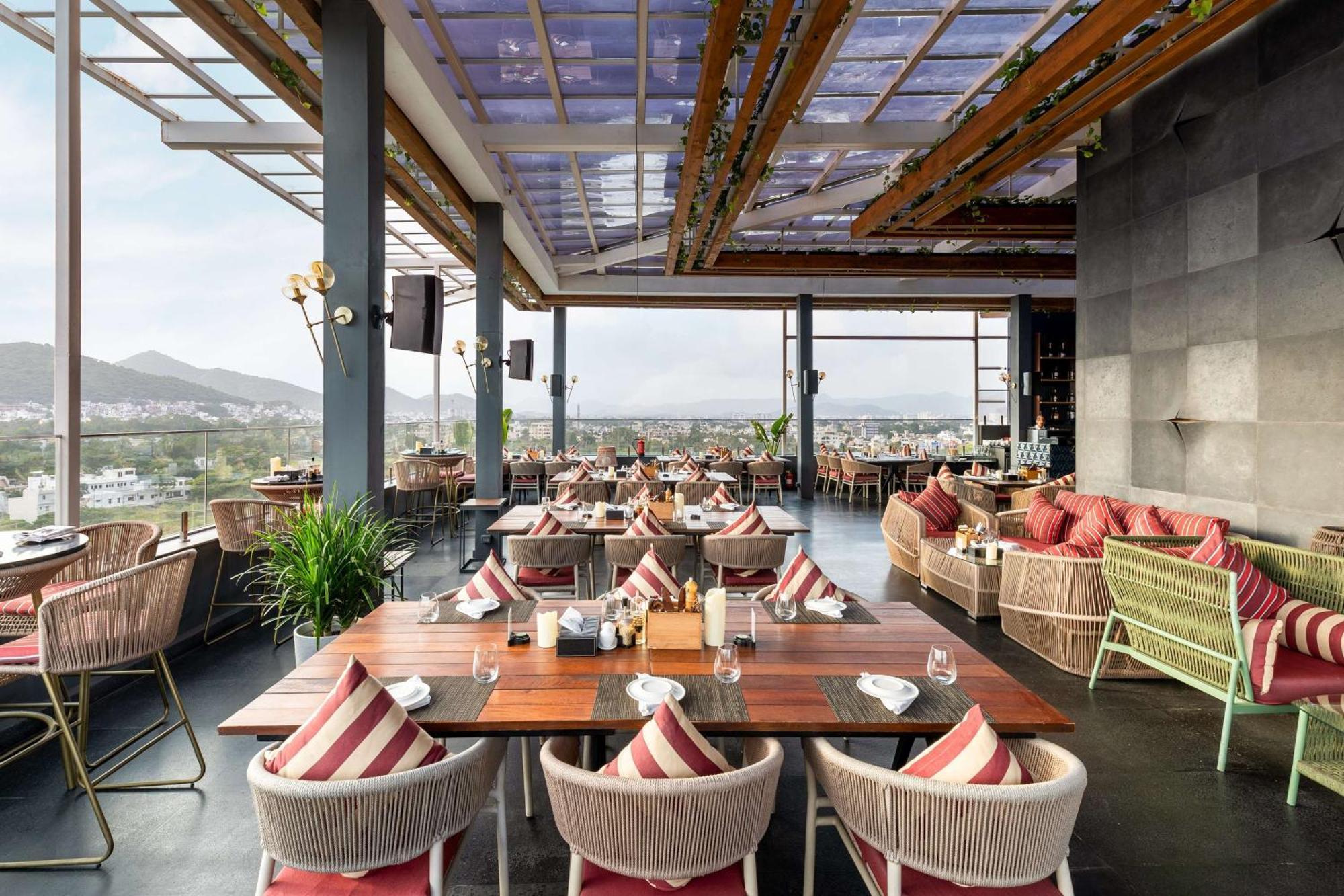 Parallel Hotel Udaipur, A Member Of Radisson Individuals Esterno foto